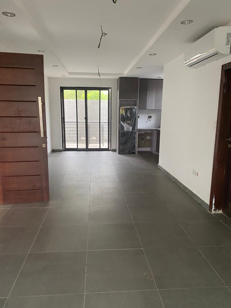 1 Bedroom Unfurnished Apartment for Rent at East Airport