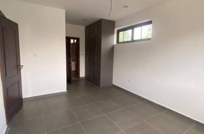 1 Bedroom Unfurnished Apartment for Rent at East Airport