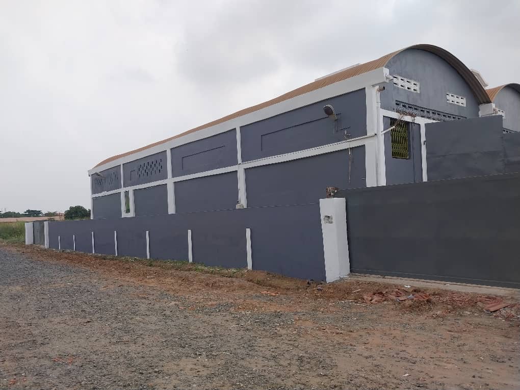 100 SQM Warehouse For Rent at Lashibi