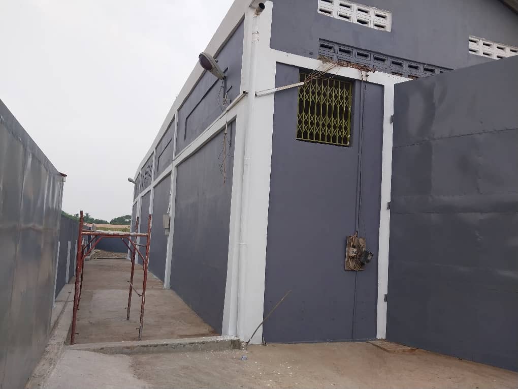 100 SQM Warehouse For Rent at Lashibi