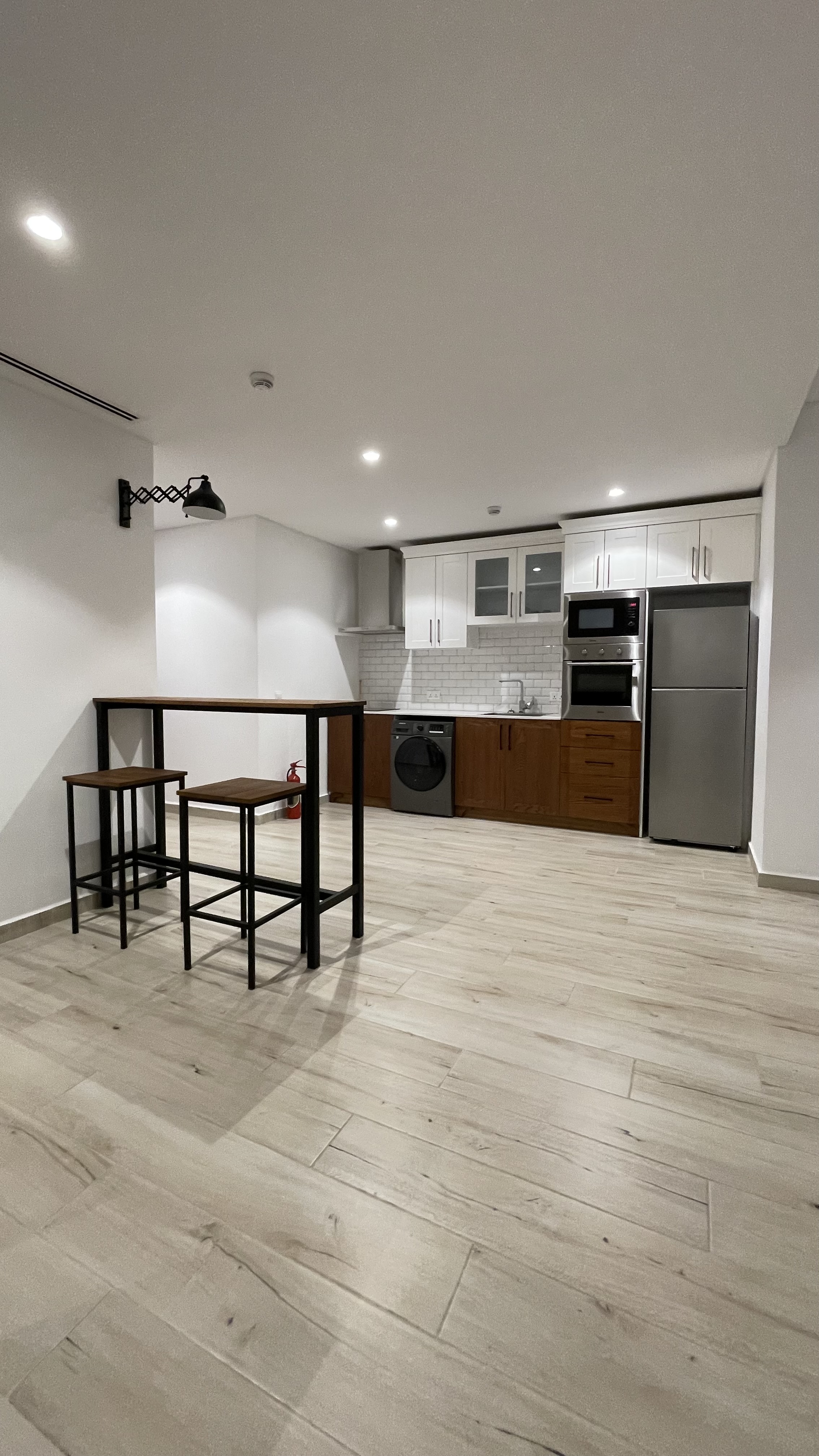 Fully Furnished One (1) Bedroom Apartment For Rent at Airport West