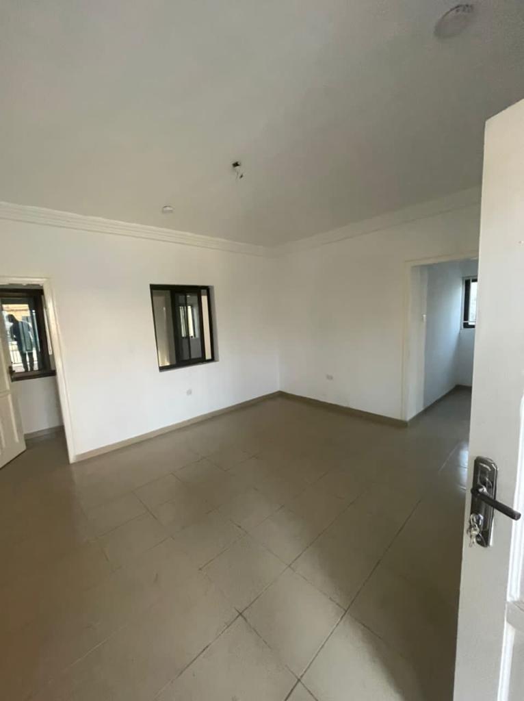 2 Bedroom Apartment for Rent at Lapaz