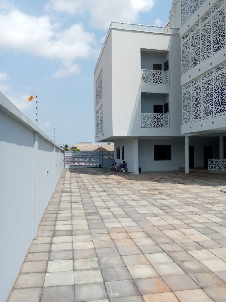 2 Bedroom Deluxe Apartment for Rent at Ashaley Botwe