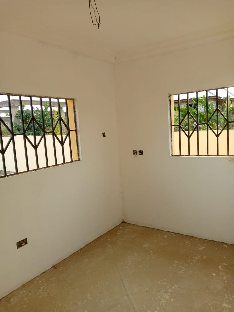 2 Bedroom Semi-detached House for Sale Kasoa
