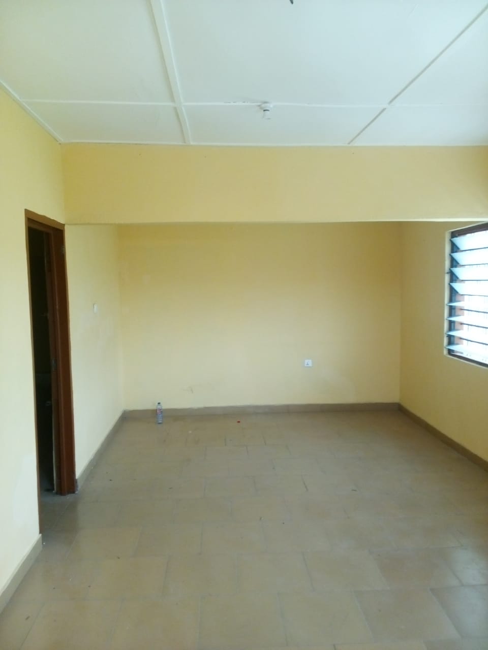 2 Bedrooms House for Rent at Achimota