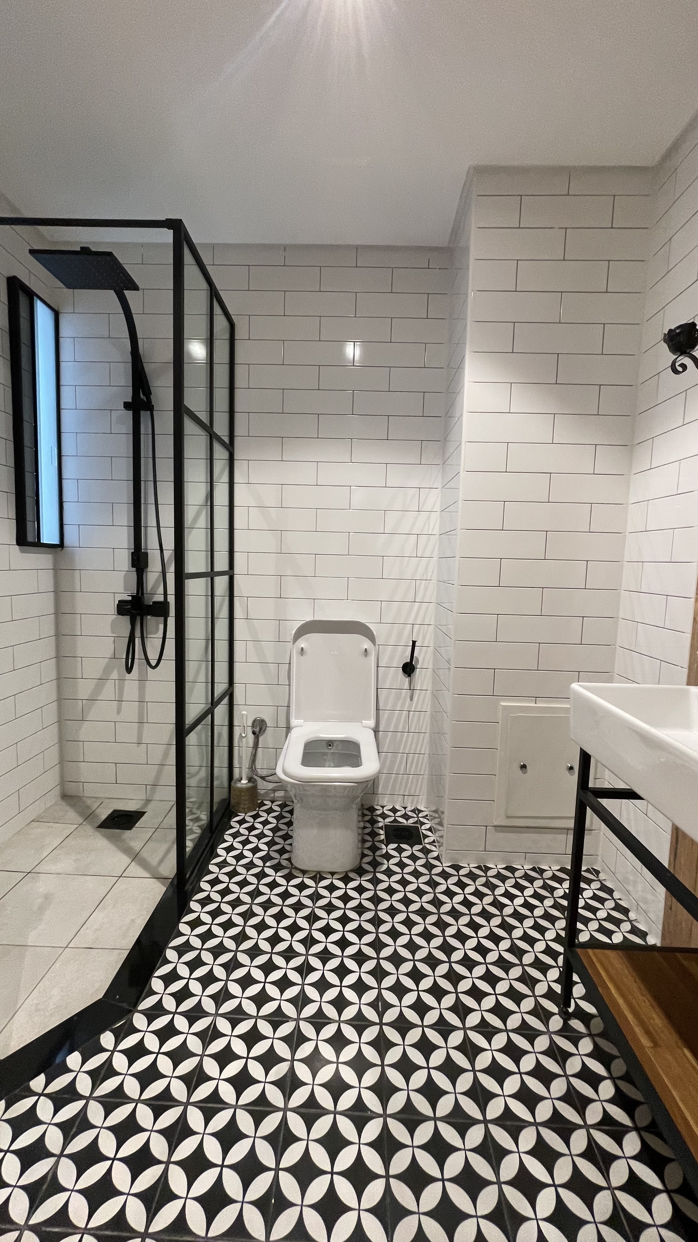 Fully Furnished Two (2) Bedroom Apartment For Rent at Airport West