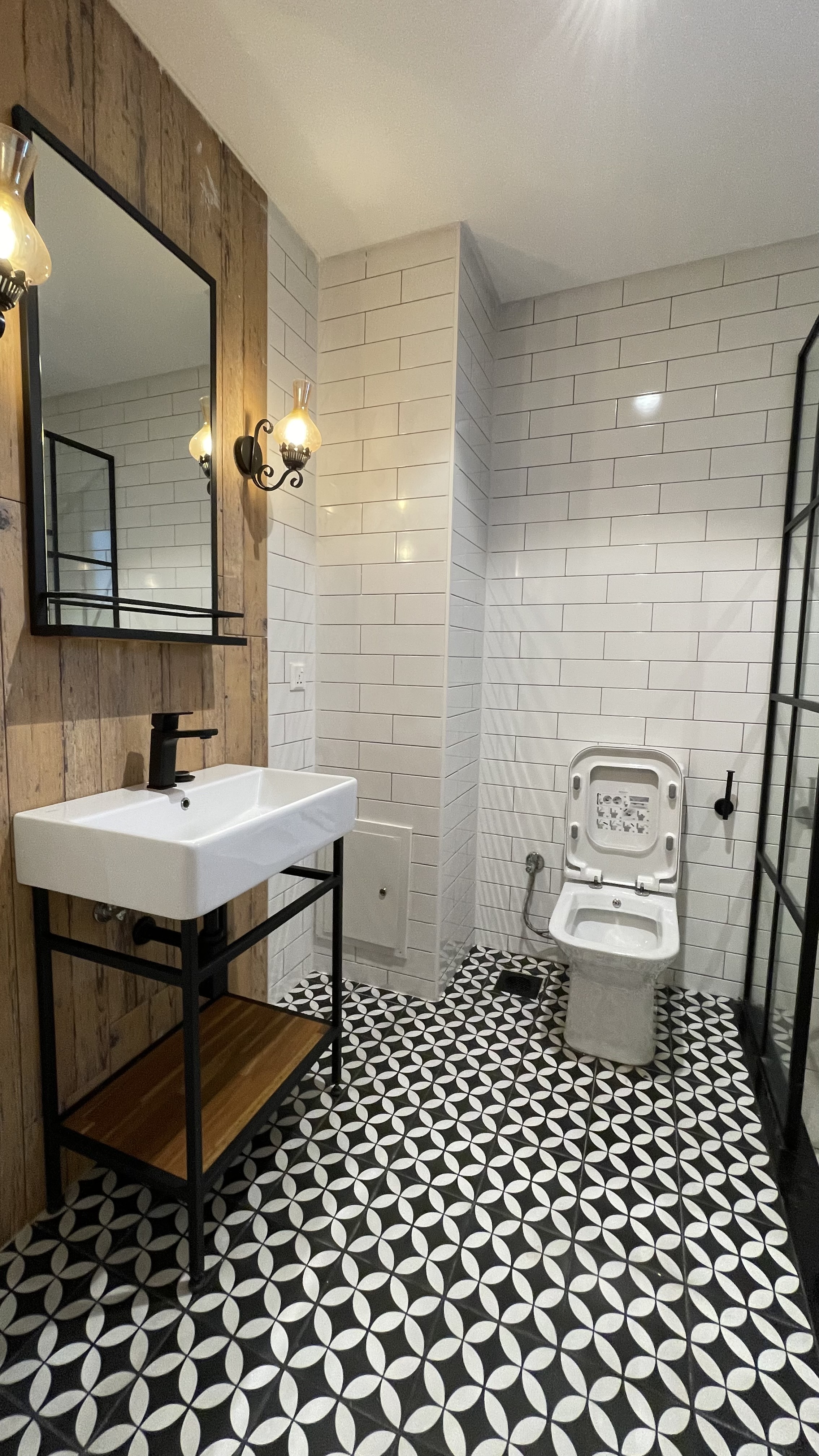 Fully Furnished Two (2) Bedroom Apartment For Rent at Airport West