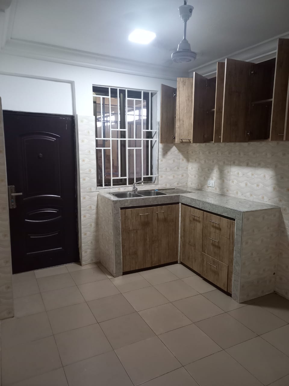 3 BEDROOM APARTMENT FOR RENT AT ADENTA