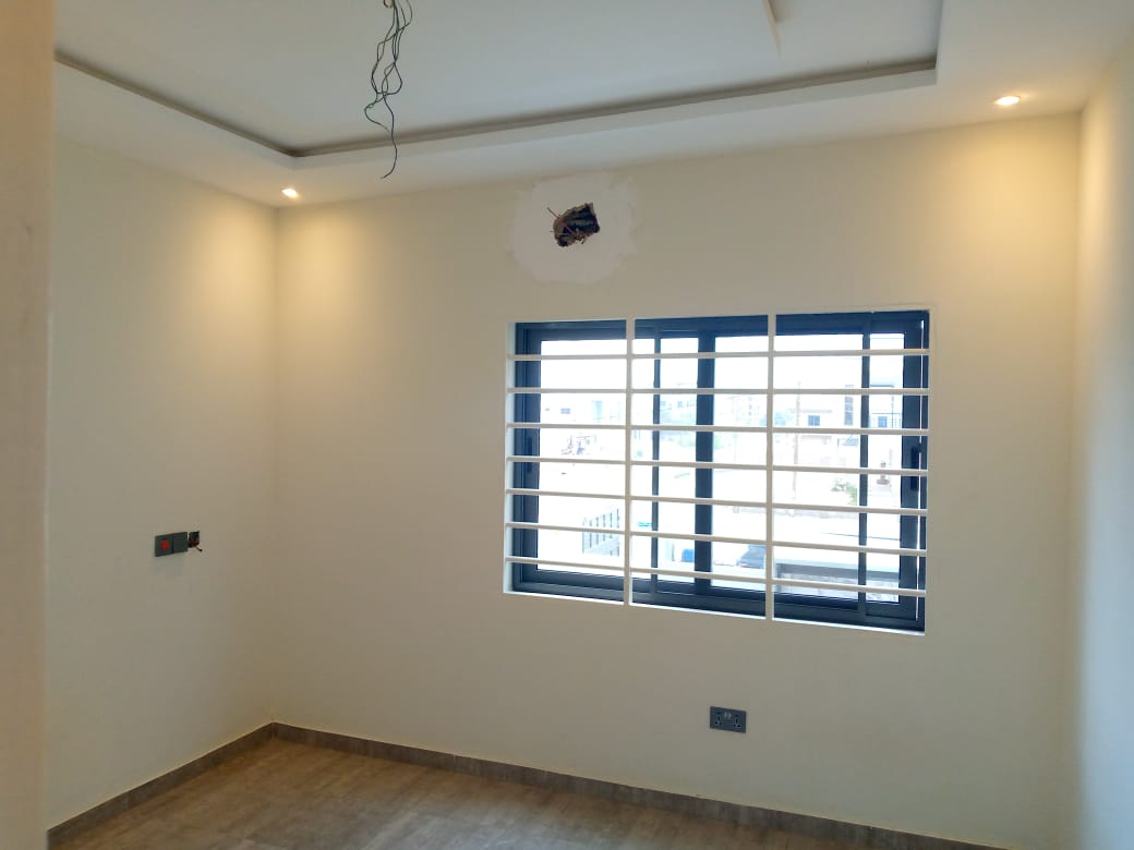 3 Bedroom Townhouse for Sale at Oyarifa