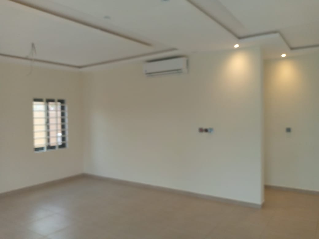 3 Bedroom Townhouse for Sale at Oyarifa