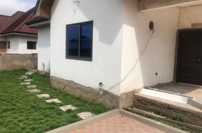 3 BEDROOM TOWNHOUSE IN A GATED COMMUNITY AT OYARIFA FOR SALE