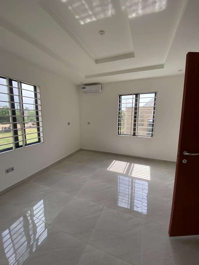 3 Bedroom Townhouses for Rent at Adjiringanor