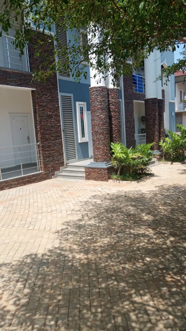 3 Bedrooms Apartments for Rent At Tse Addo