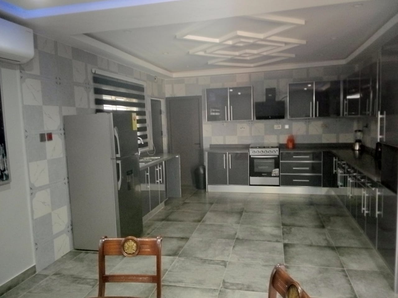 3 BEDROOMS FURNISHED APARTMENT FOR RENT AT AGBOGBA