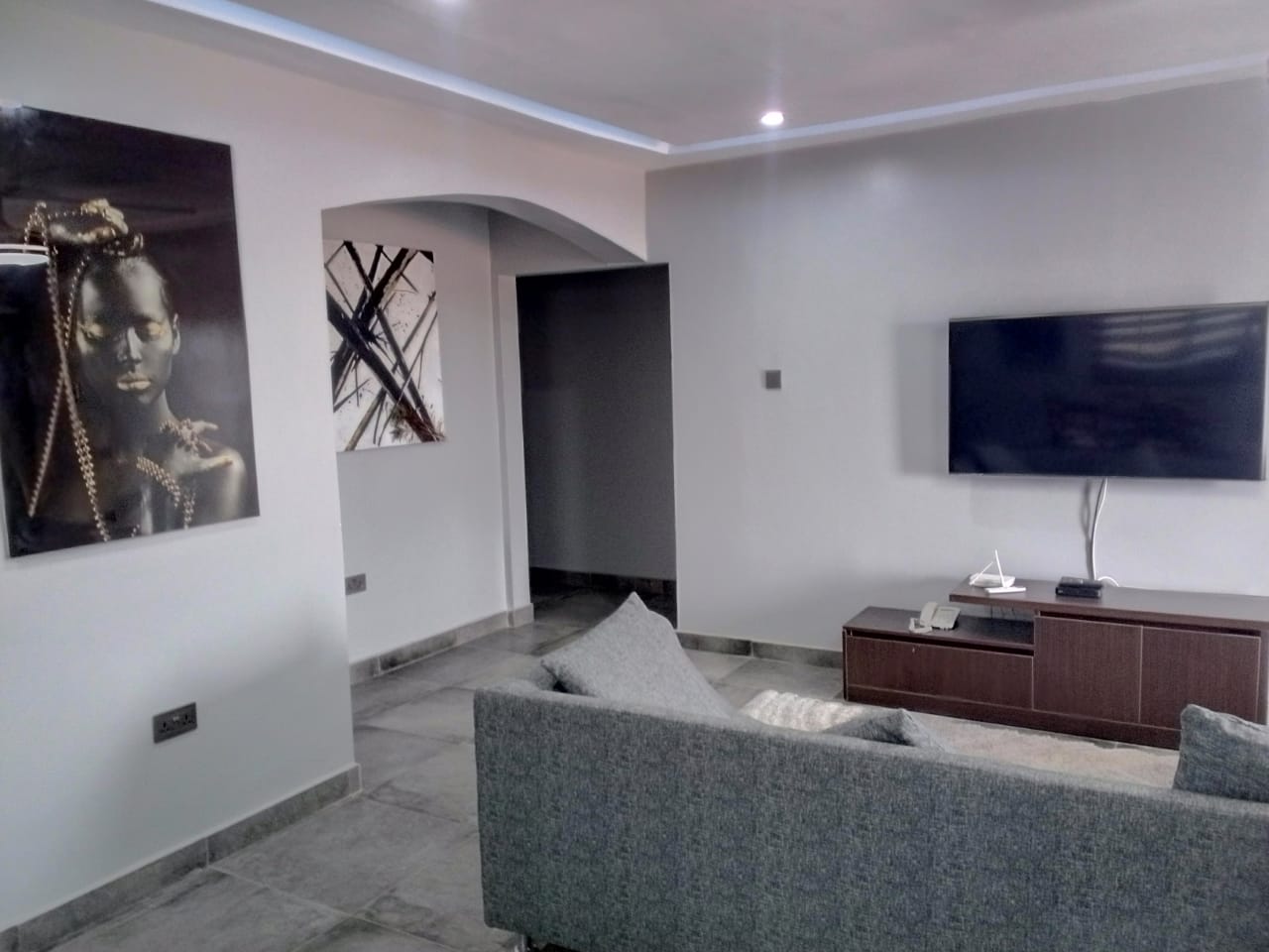 3 Bedrooms Furnished Apartment for Rent at Agbogba