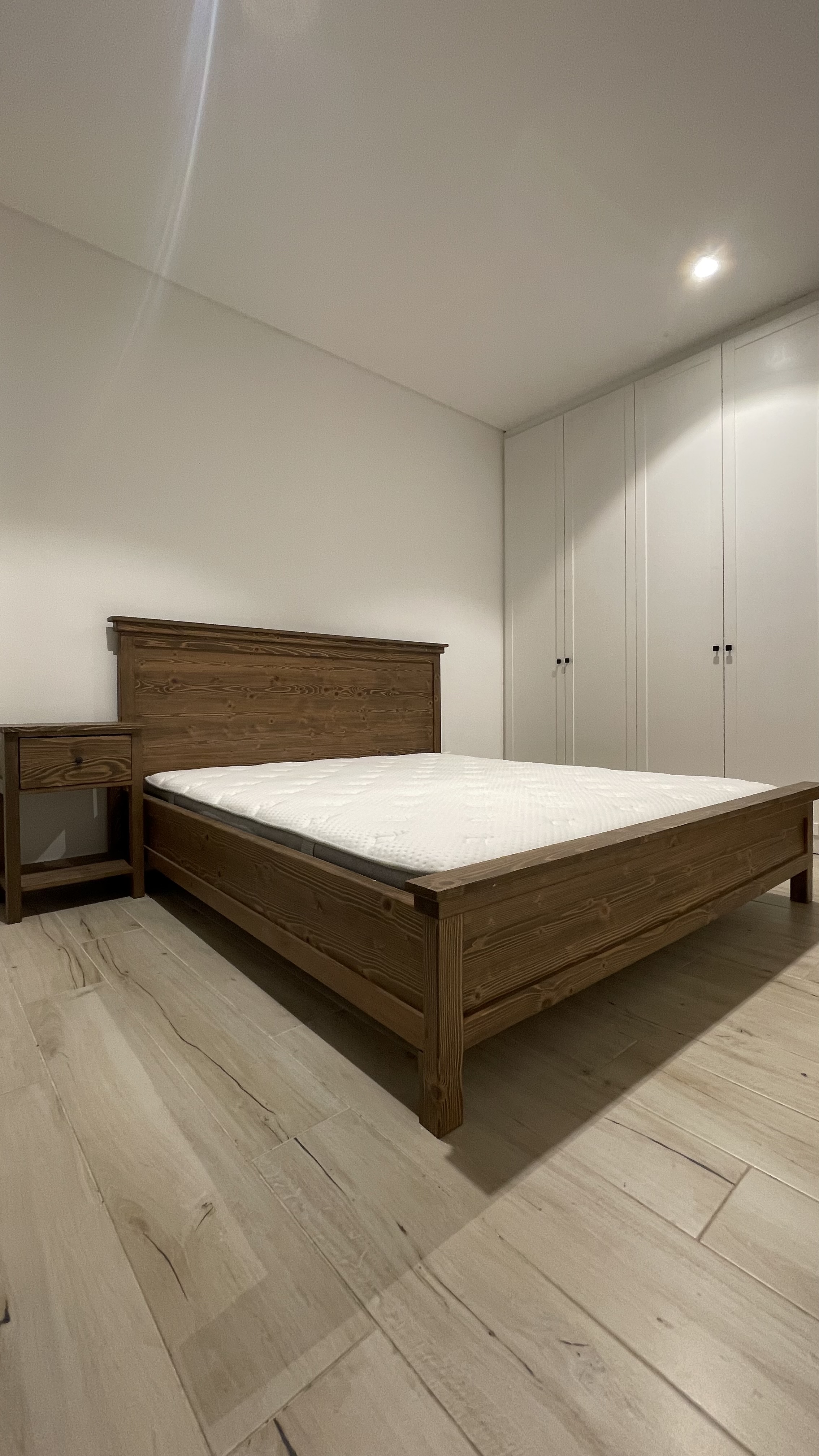 Fully Furnished Three (3) Bedroom Apartment For Rent at Airport West