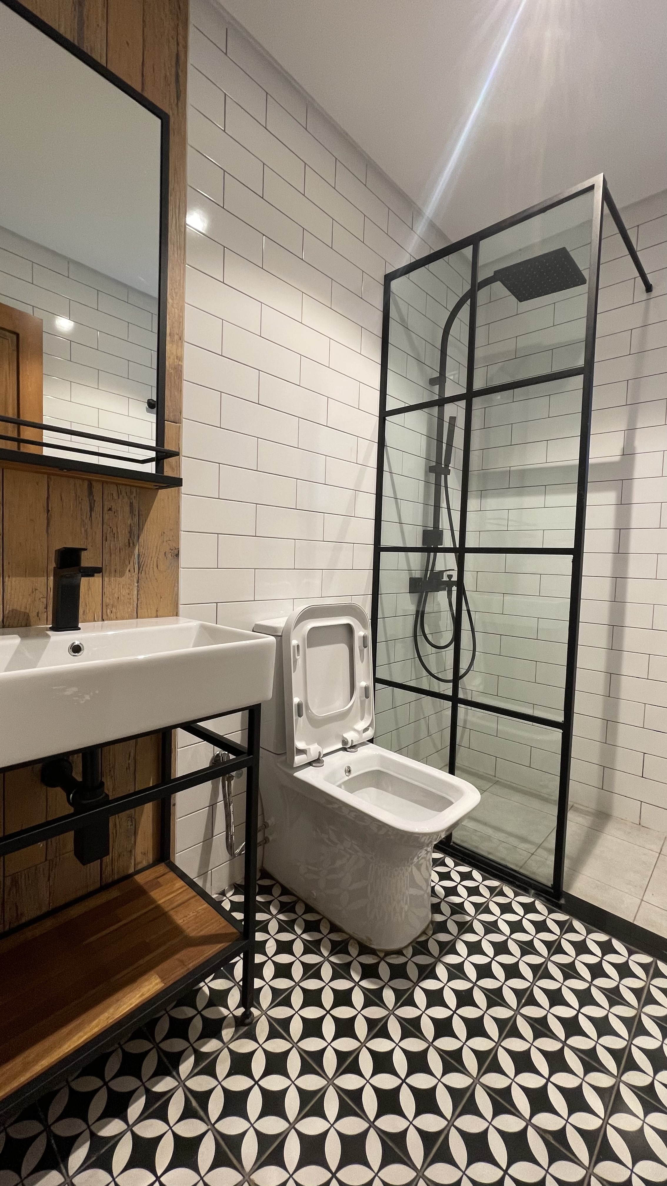 Fully Furnished Three (3) Bedroom Apartment For Rent at Airport West