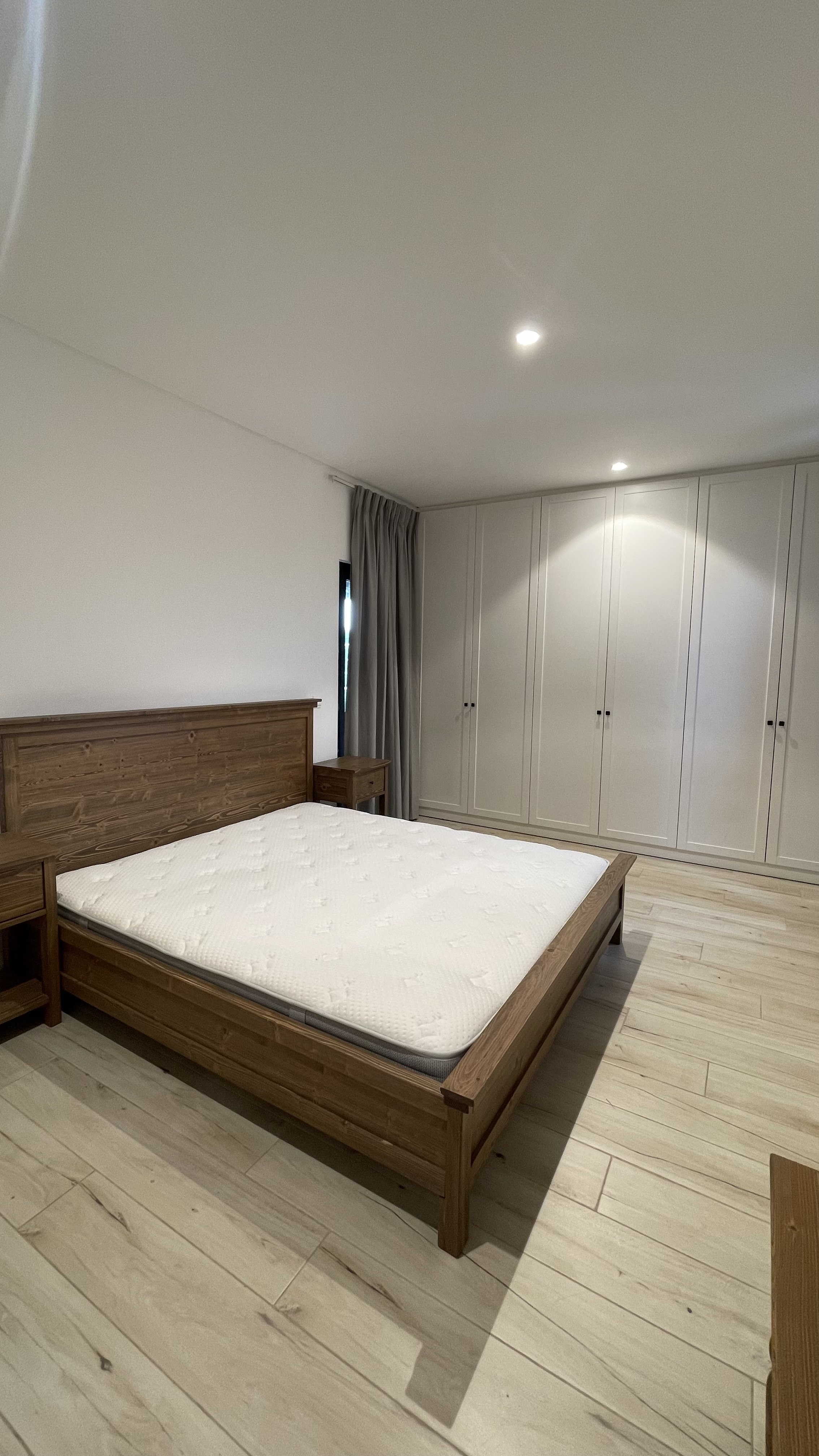 Fully Furnished Three (3) Bedroom Apartment For Rent at Airport West