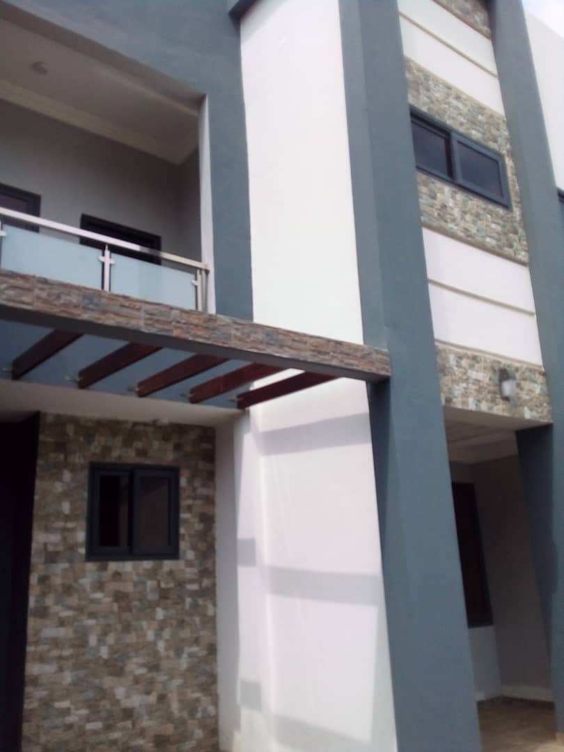 4 Bedroom house for rent at Trassaco
