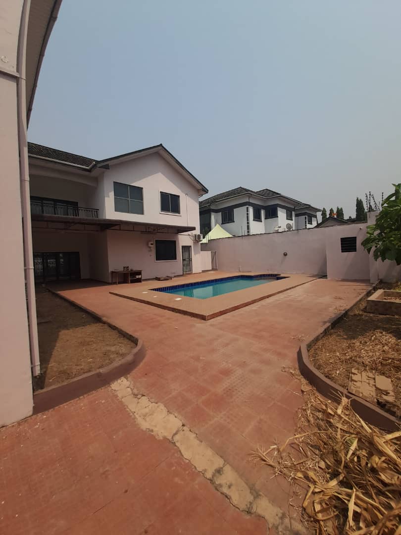 4 Bedroom House With a 2 Bedroom Boy’s Quarters and Swimming Pool for Rent at East Legon