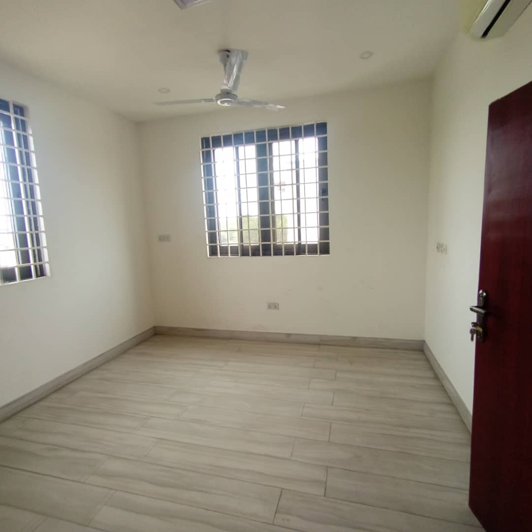 4 Bedroom House With Boy’s Quarters for Rent At Abelemkpe