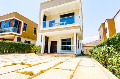 (4) Four Bedrooms Townhouse For Sale At Achimota