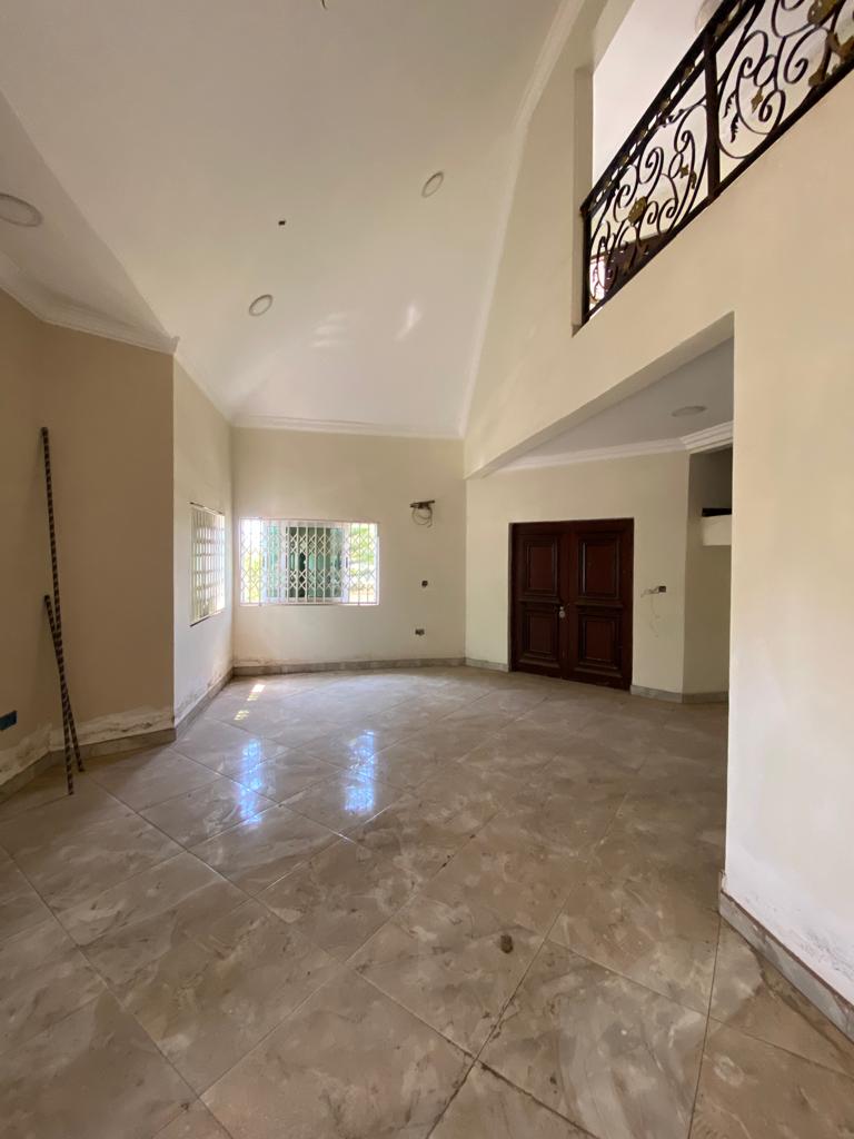 4 Bedroom Townhouse With 1 Bedroom Boy’s Quarters for Both Rent and Sale at Adjiringano