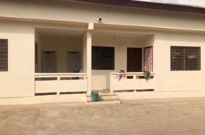 Two bedroom house for rent at Paraku Estate