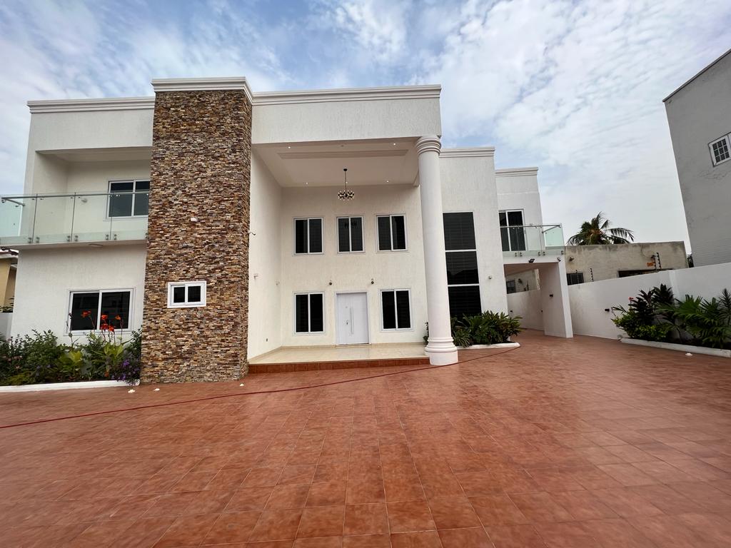 5 Bedroom House With a Boy’s Quarters Sale At East Legon