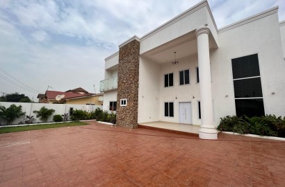 5 Bedroom House With a Boy’s Quarters Sale At East Legon