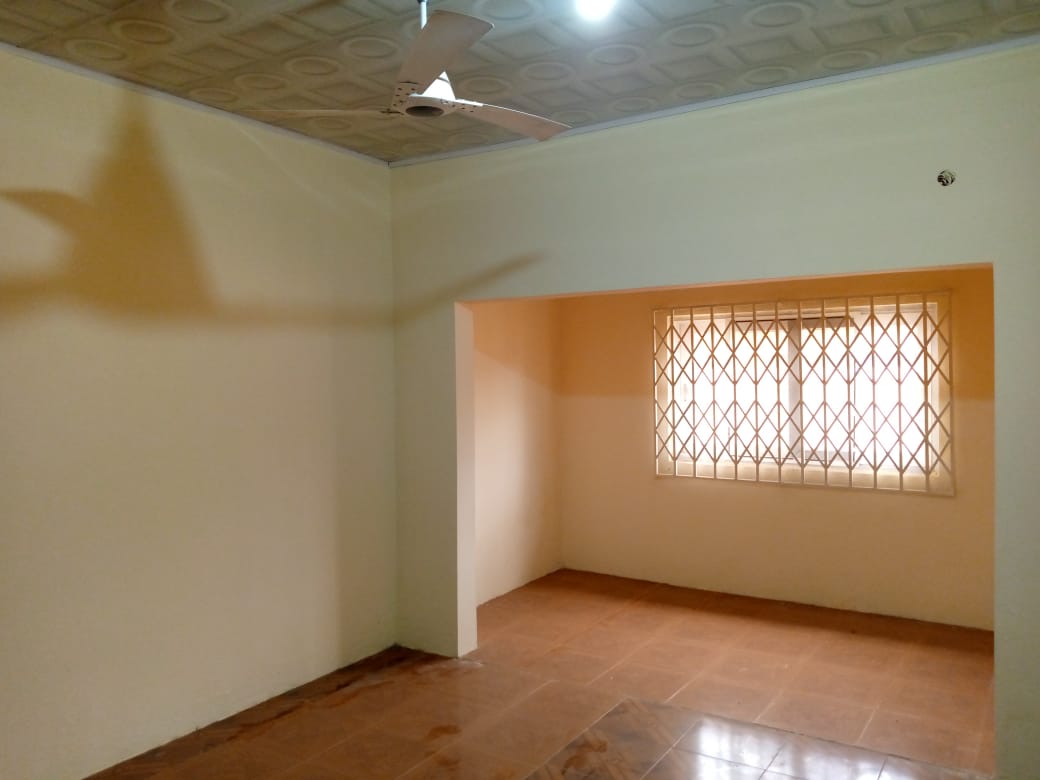 5 Bedroom Self Compound House for Rent at Adenta