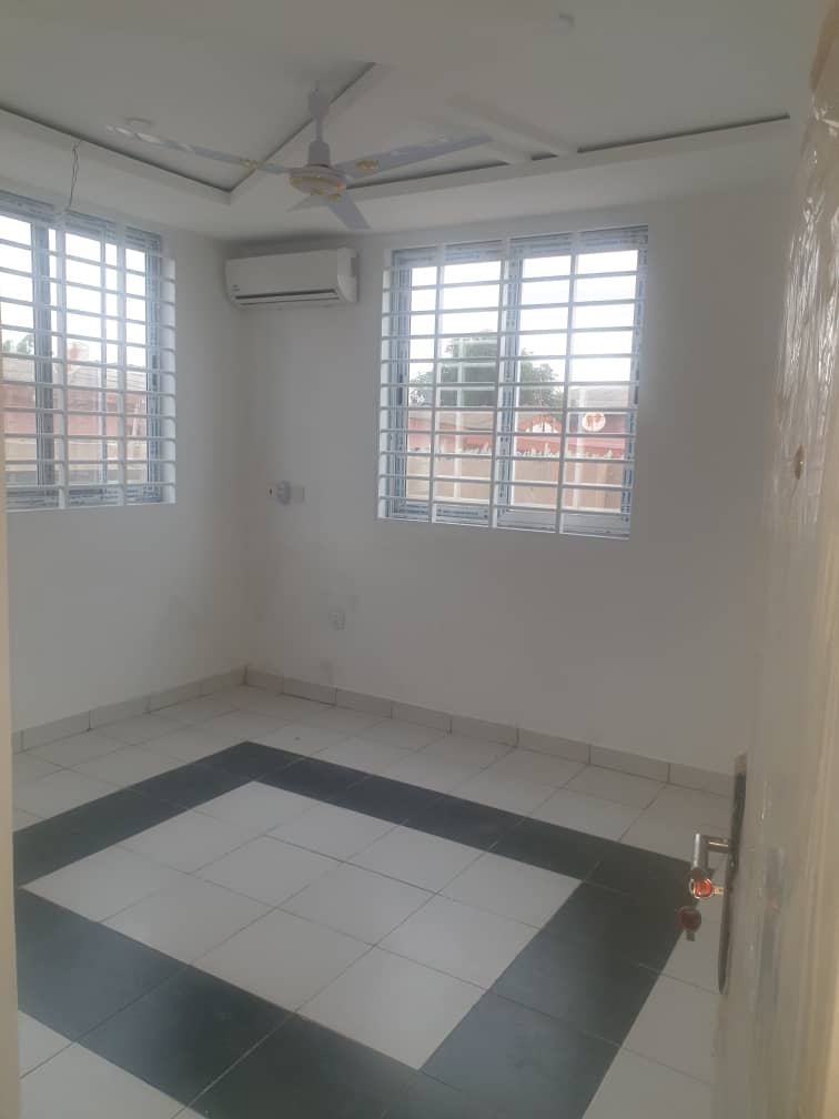 5 BEDROOM HOUSE FOR RENT AT HAATSO-ECOMOG