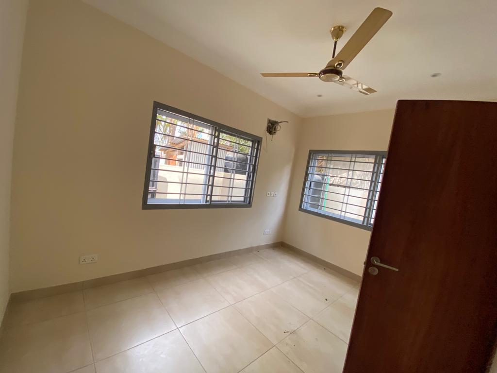 5 Bedrooms House for Rent at Tse Addo