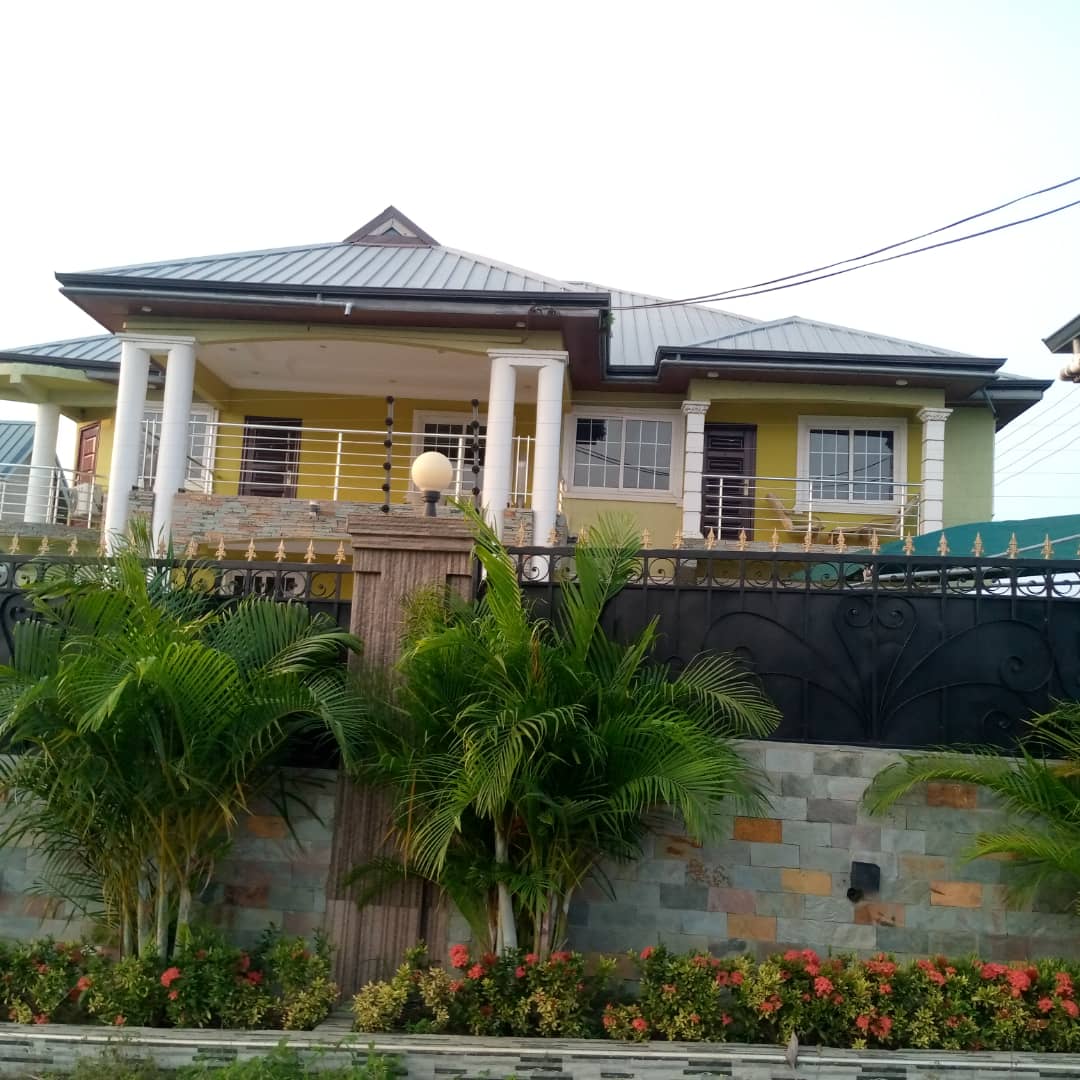 5 BED STORY WITH SWIMMING POOL FOR SALE