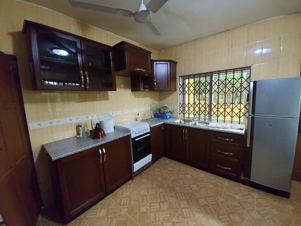 3 Bedroom House with 1 Bedroom Outhouse for Rent