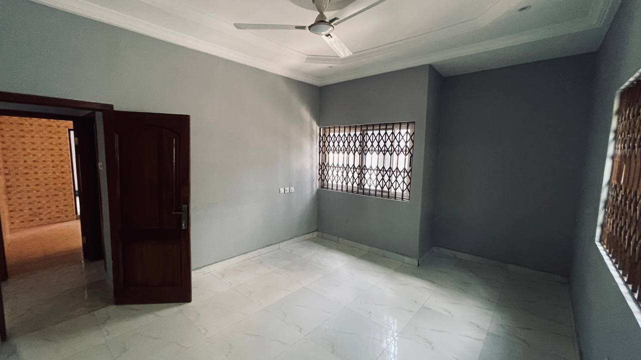 Three (3) Bedroom House For Rent at Adenta Amrahia