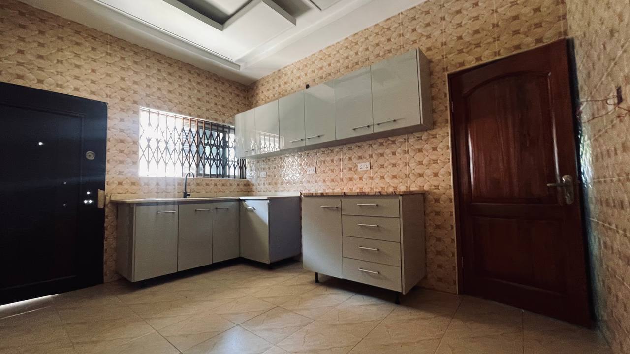 Three (3) Bedroom House For Rent at Adenta Amrahia