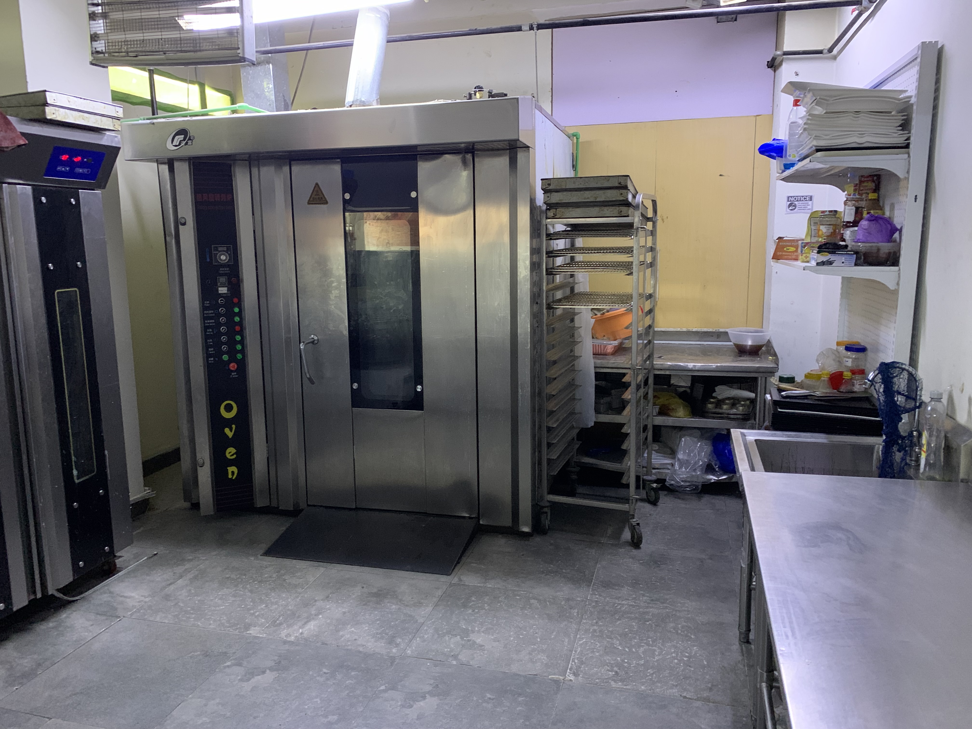Commercial Space for Rent at Sakumono