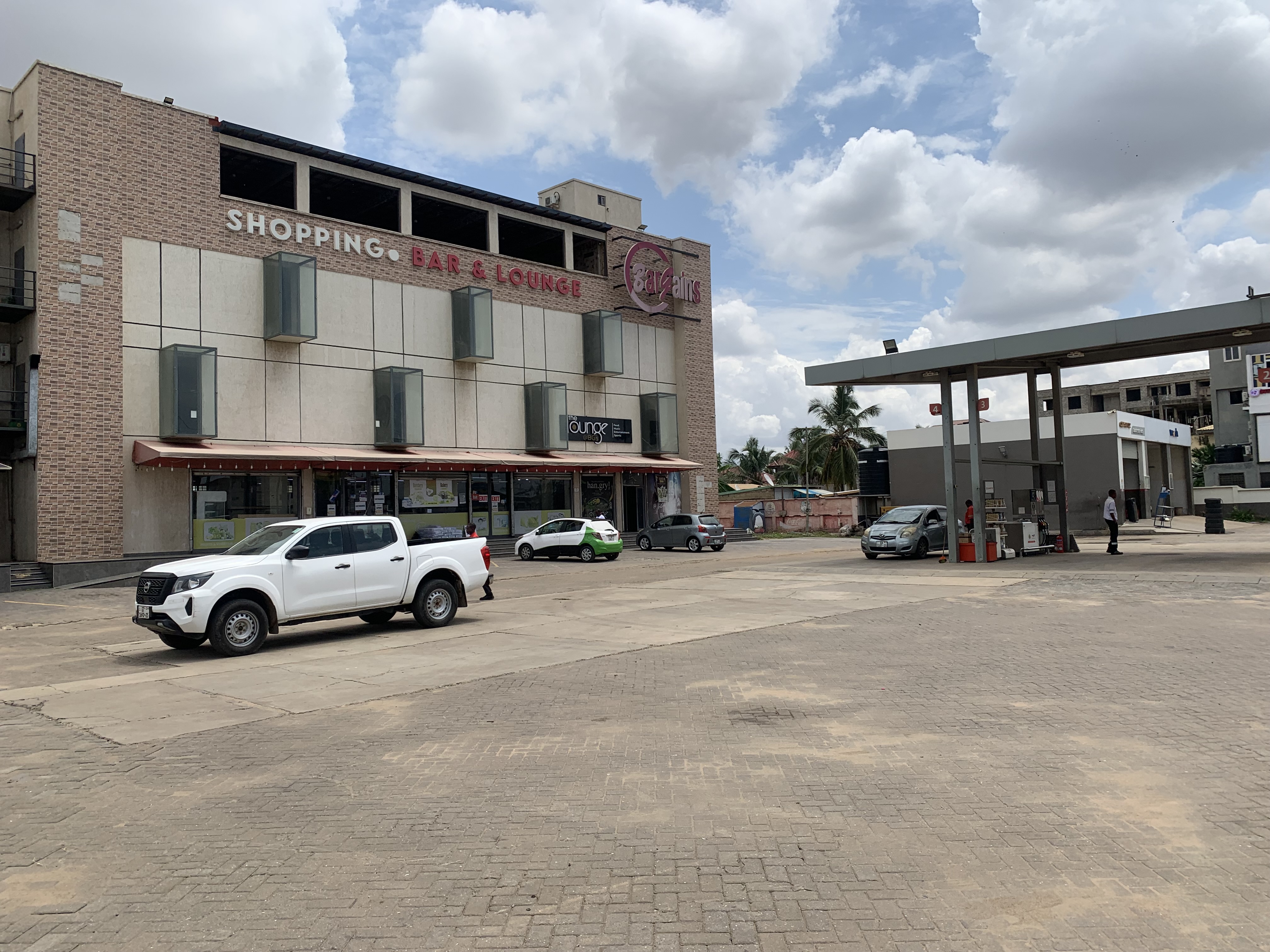 Commercial Space for Rent in Sakumono