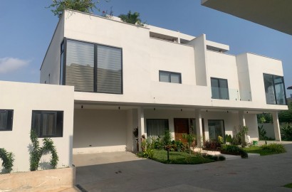 Four (4) Bedroom Semi-Detached Townhouse with Boys' Quarters For Rent at Cantonments