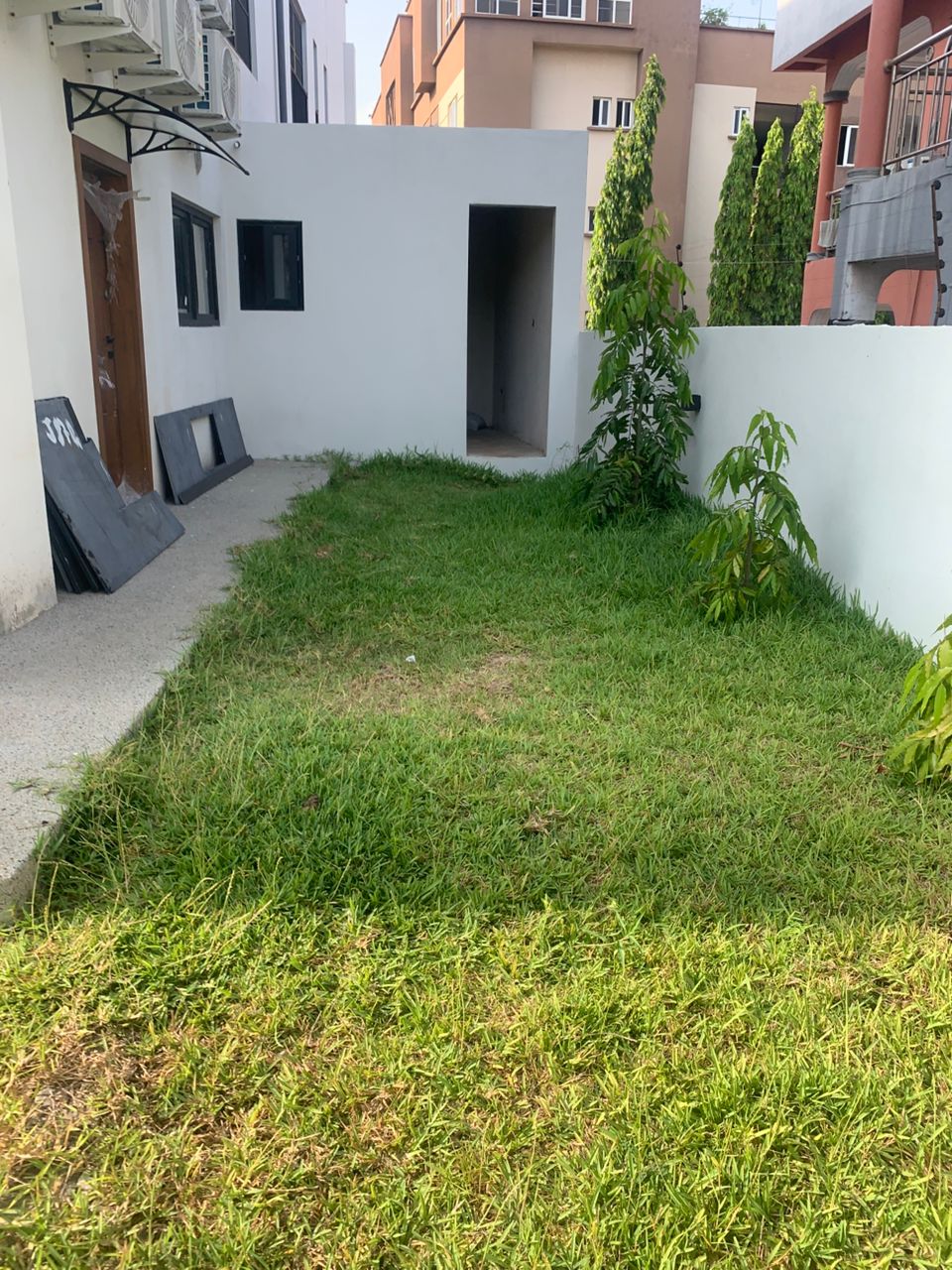 Four (4) Bedroom Semi-Detached Townhouse with Boys' Quarters For Rent at Cantonments