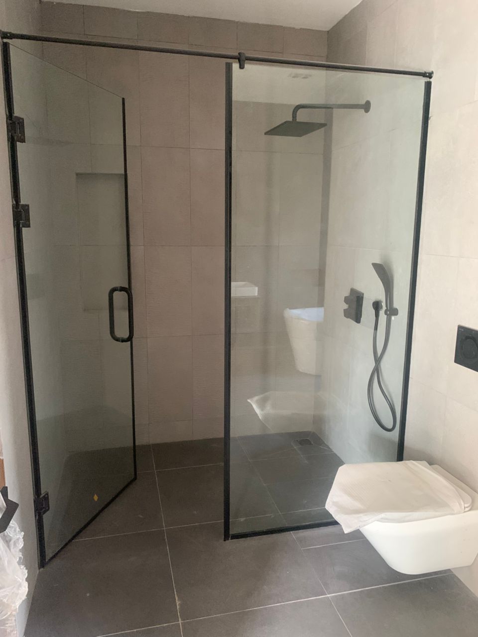 Four (4) Bedroom Semi-Detached Townhouse with Boys' Quarters For Rent at Cantonments