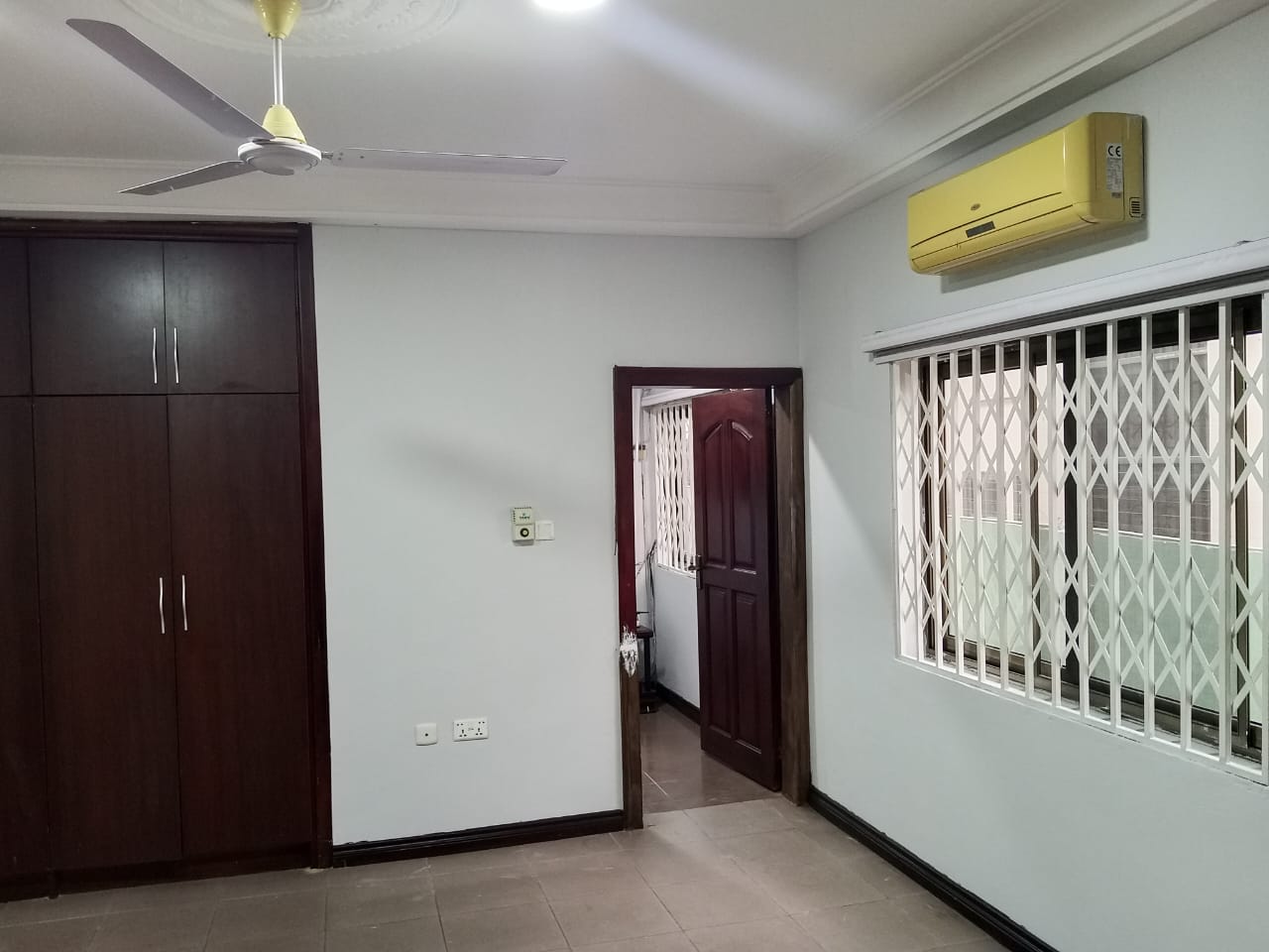 Commercial Space For Rent at East Legon Shiashie