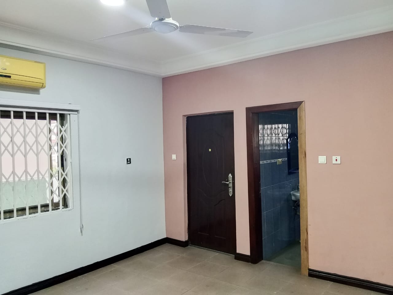 Commercial Space For Rent at East Legon Shiashie