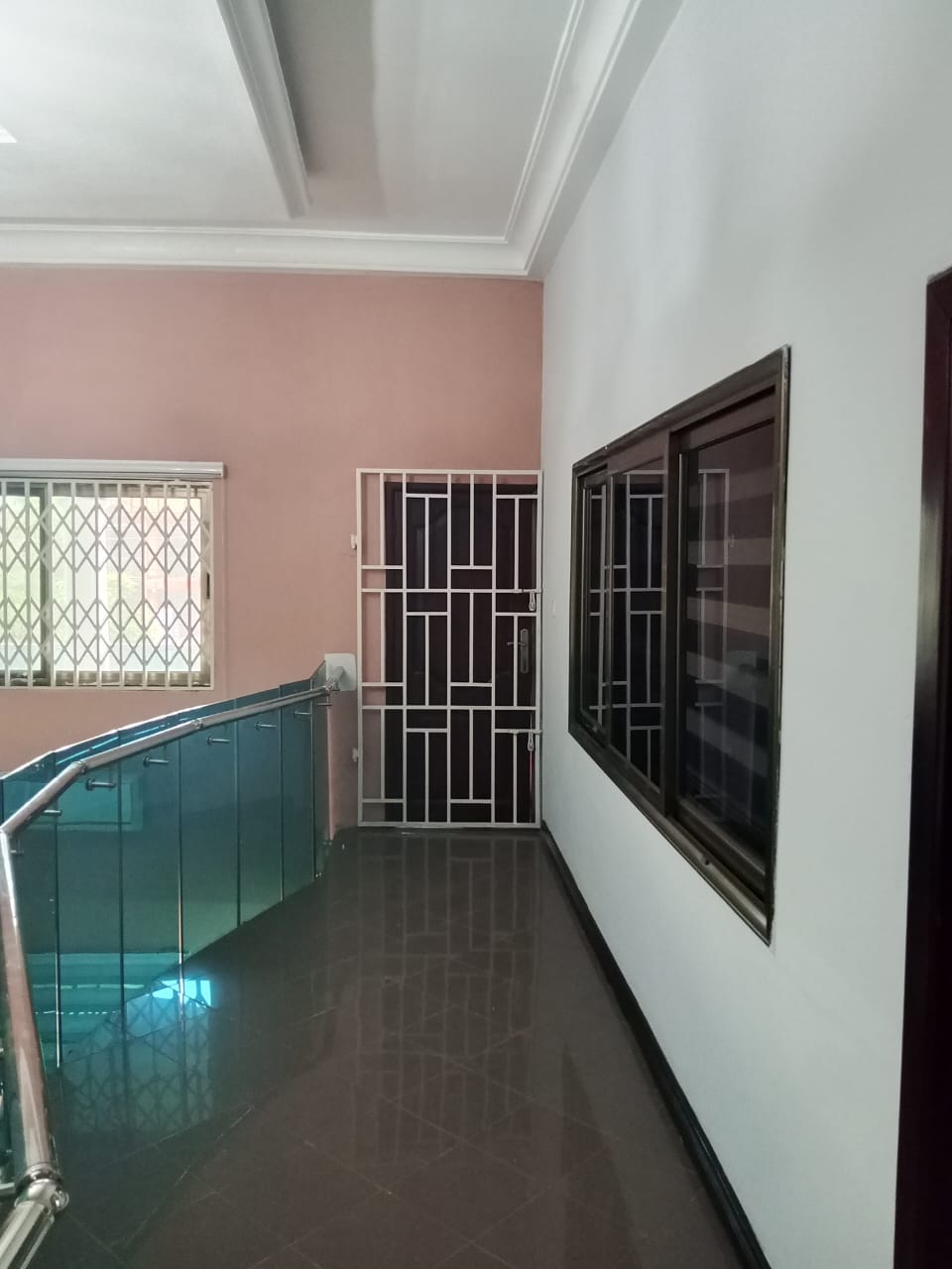 Commercial Space For Rent at East Legon Shiashie