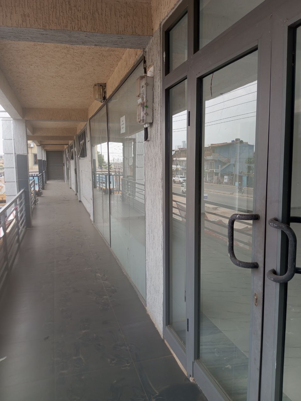 Double Shop For Rent at East legon Adjiringanor