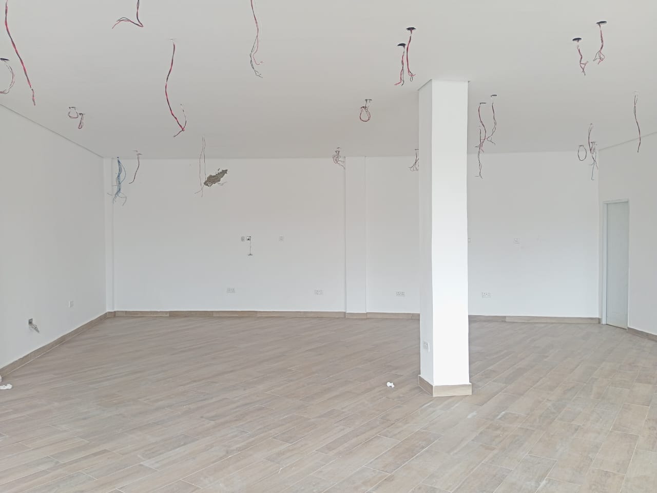 Double Shop For Rent at East Legon Adjiringanor