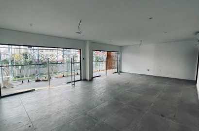 Double Shops/ Commercial Space For Rent at Dzorwulu