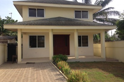 4 Bedroom House with 1 Room Boys' Quarters for rent