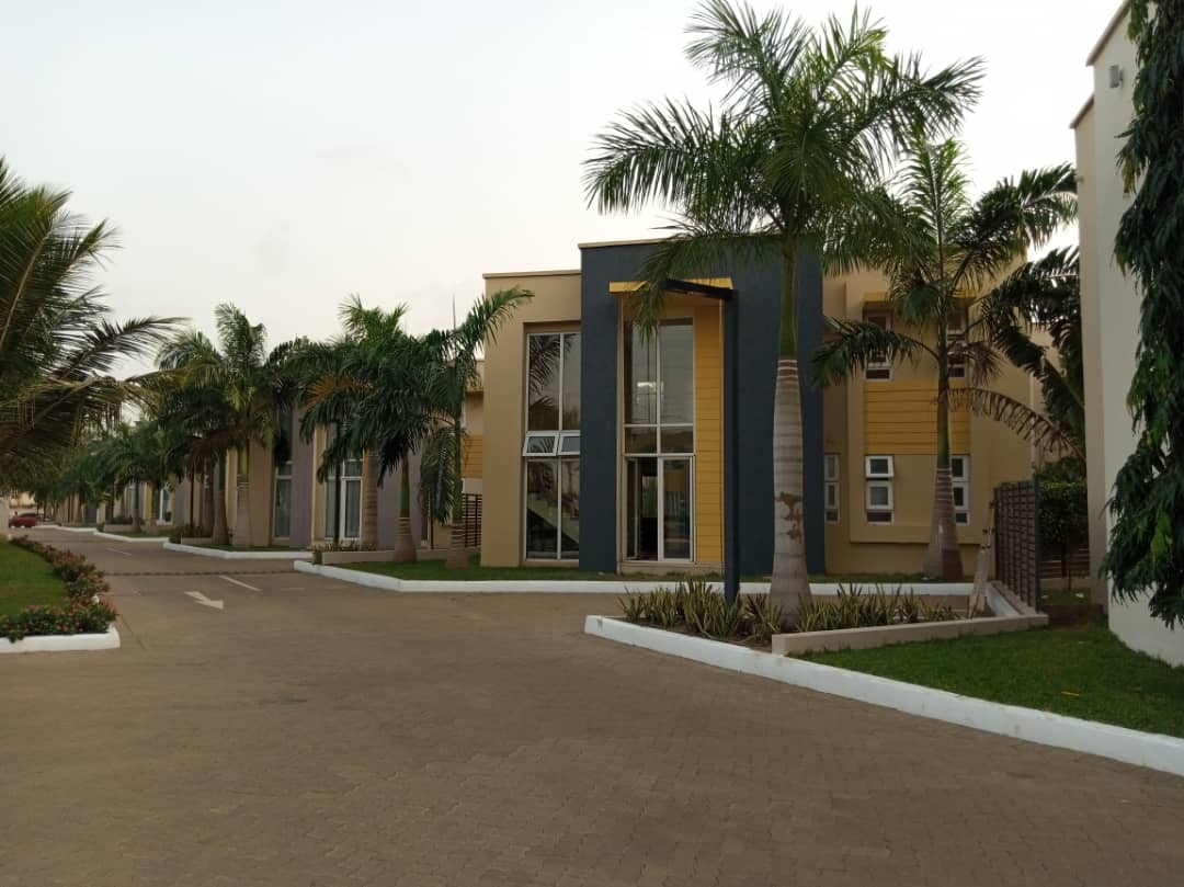 4 Bedroom Townhouses for rent